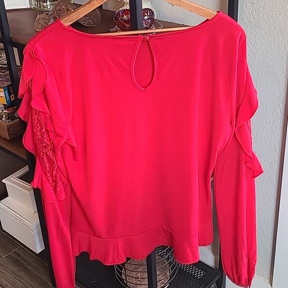 Women's CUPIO Size Medium Dress Blouse RED Lace Ruffle NWT Bloomingdales‎ - Picture 6 of 6